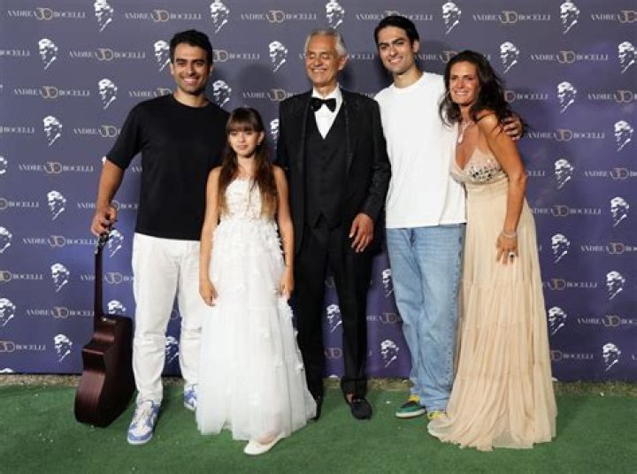 Adrian Amos family, wife, children, parents, siblings