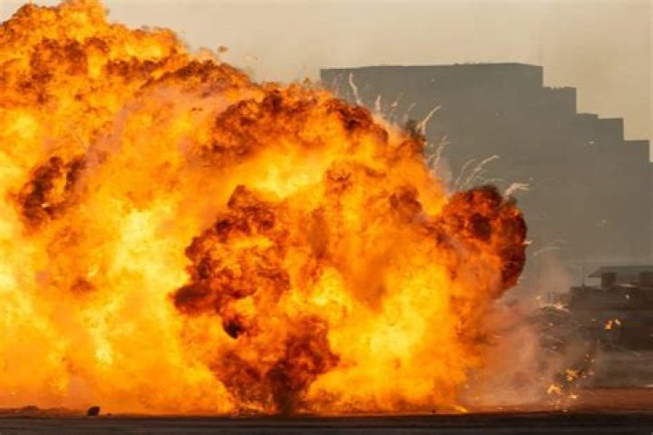 
Andhra Pradesh: Explosion in police station 