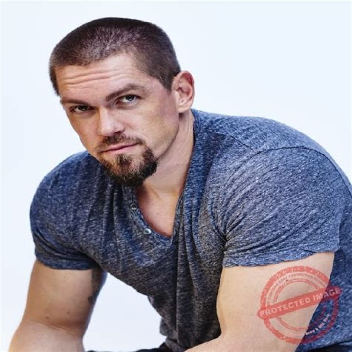
Andrew Dockery Height, Weight, Net Worth, Age, Birthday, Wikipedia, Who, Nationality, Biography 