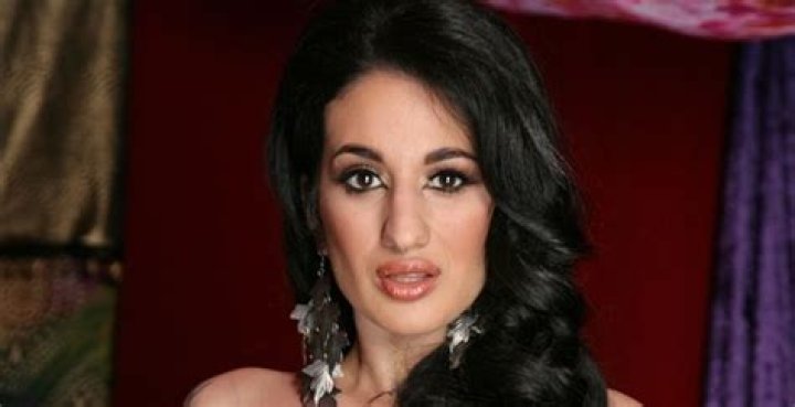 Arabelle Raphael Biography, age, height, husband, OnlyFans, leaks, videos, pictures, Twitter