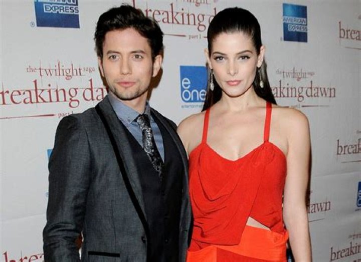 
Ashley Greene And Jackson Rathbone Relationship Is Platonic As Her Husband Is Paul Khoury 