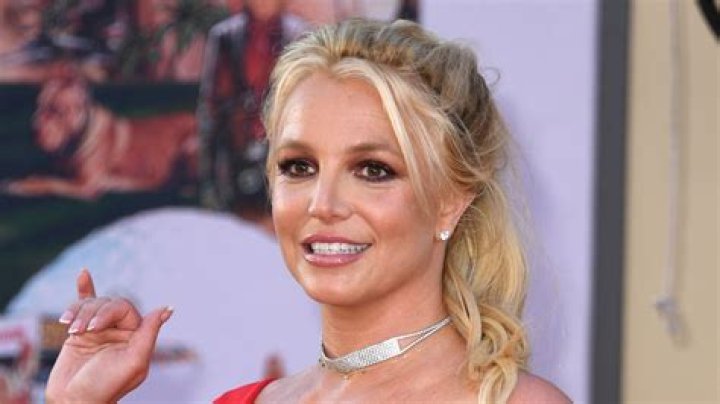 Britney Spears Wore A Ponytail And Now Some Believe She Is Sending A Message That She’s In Danger