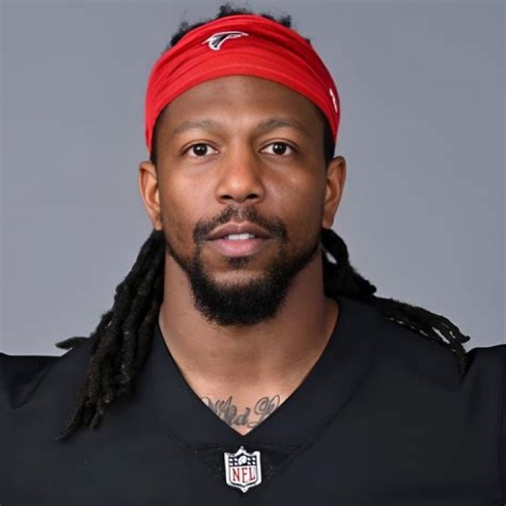 Bud Dupree age, height, ethnicity, family, college, 40 time, draft, trade, net worth, Instagram
