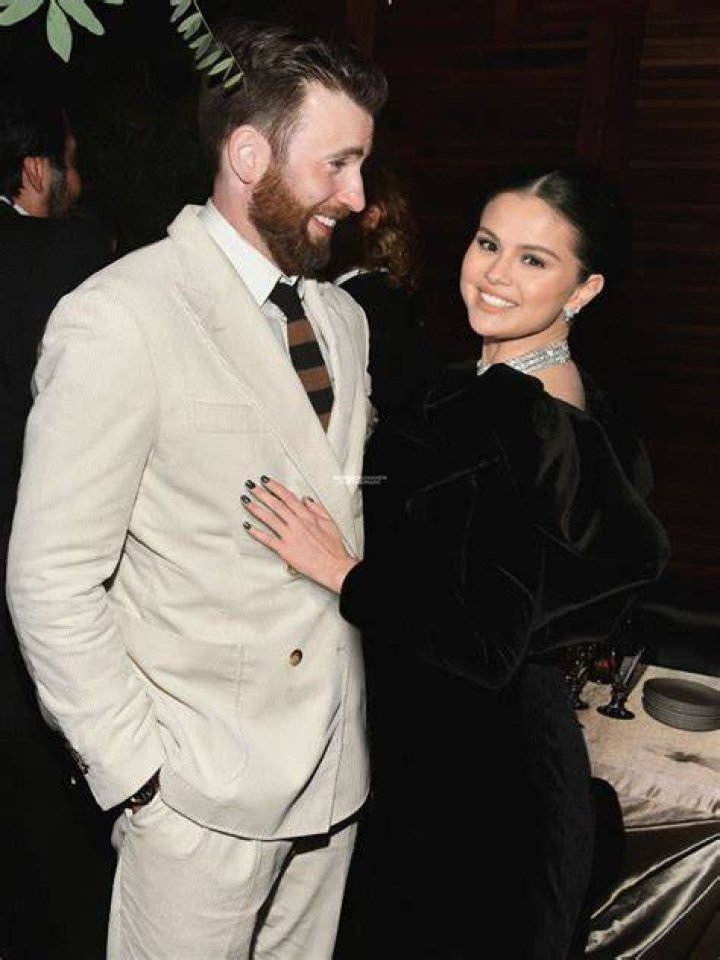 ¿Cómo se conocieron Selena Gómez y Chris Evans? – Celebrity