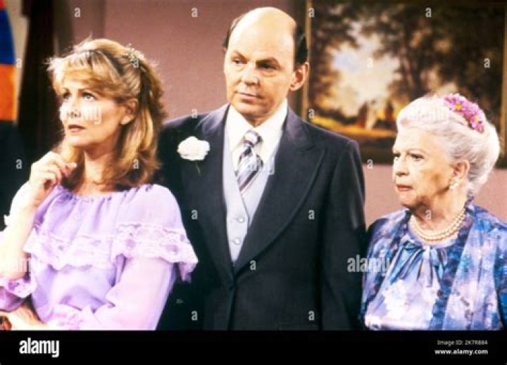 Conrad Janis siblings: Meet Carroll Janis and Robin Janis