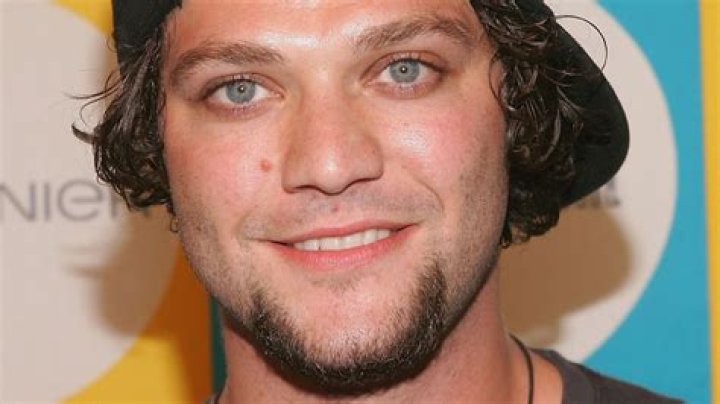 Does Bam Margera still talk to his parents?