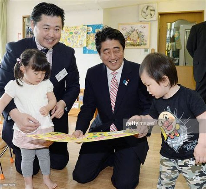 Does Shinzo Abe have kids?