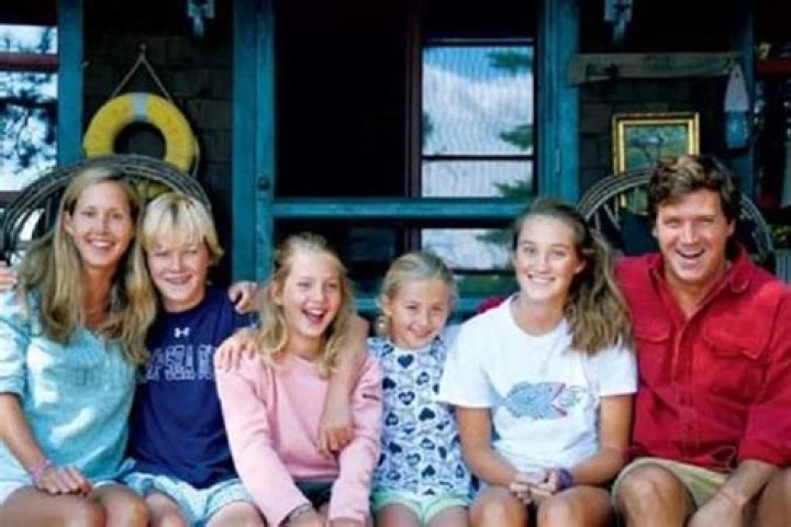 Does Tucker Carlson have daughters? Who are Tucker Carlson daughters?