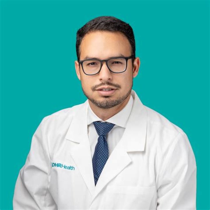 Dr. Carlo Briones Chavez, MD – South Miami, FL