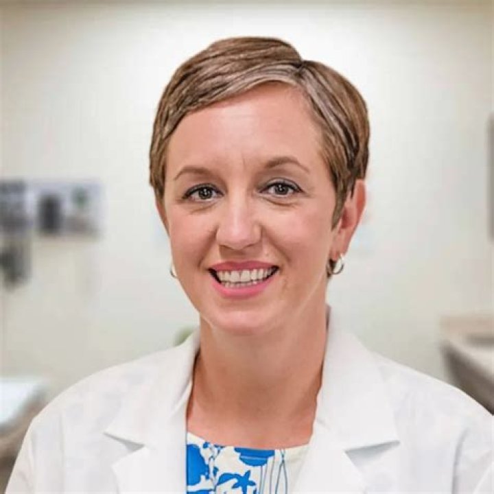Dr. Chiyin Lee, MD – Brooklyn, NY