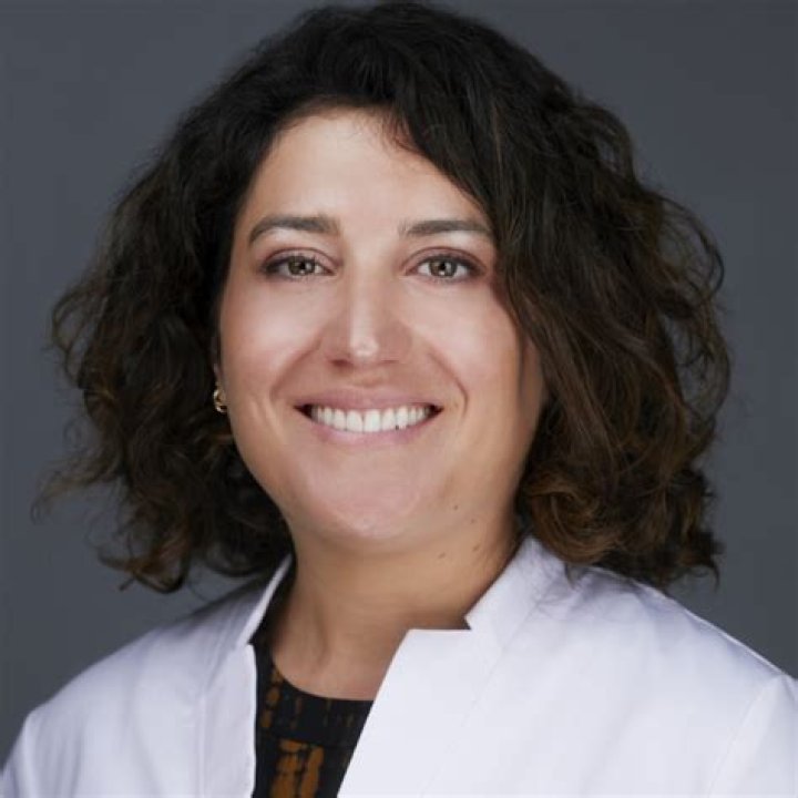 Dr. Cristina Larrazaleta Fajardo, MD – Fort Myers, FL