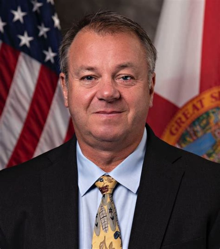 Dr. Donald Doyle, MD – Lady Lake, FL