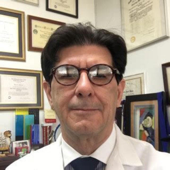 Dr. Giovanni Casillas, MD – Bayamon, PR