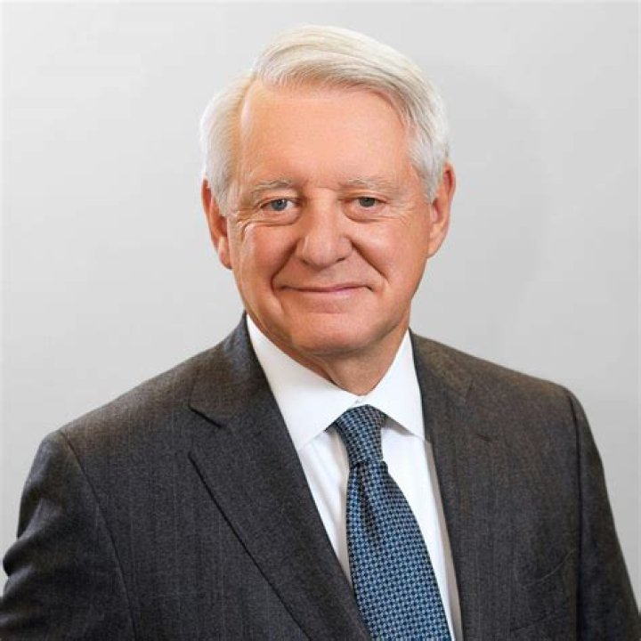 Dr. Michael Vender, MD – Arlington Heights, IL