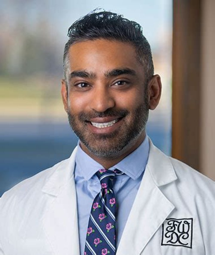 Dr. Neil Ramolia, MD – Castleton, IN
