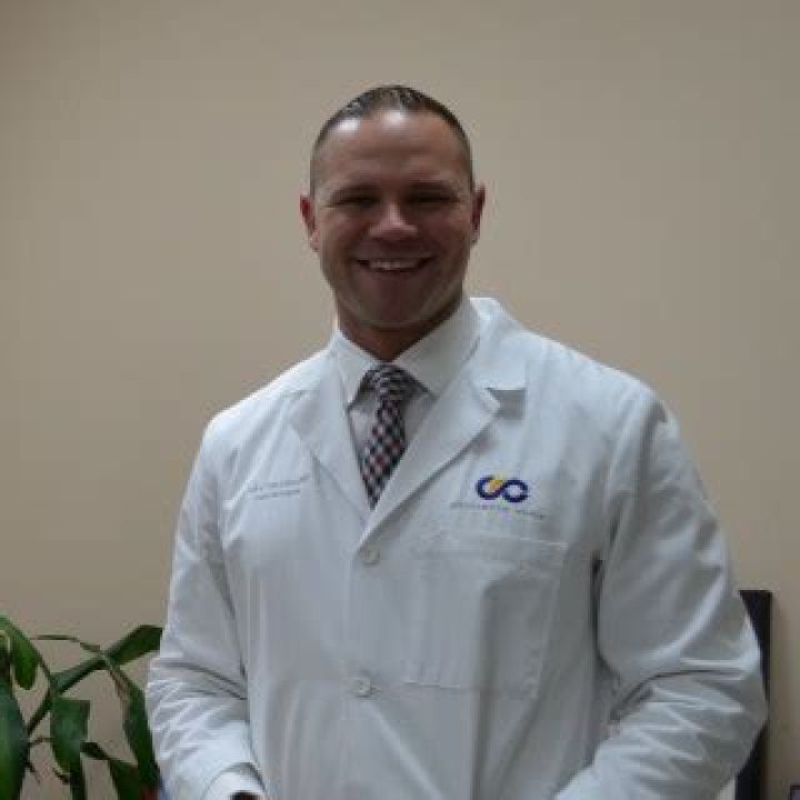 Dr. Santiago Ulloa Ramirez, MD – Guaynabo, PR