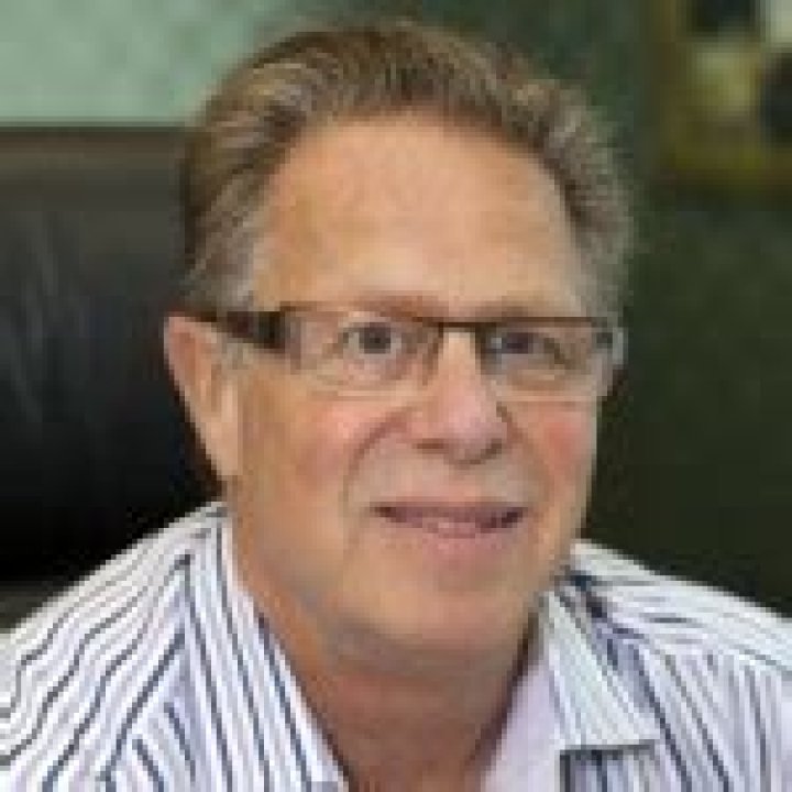 Dr. Stephen Newman, MD – Plainview, NY
