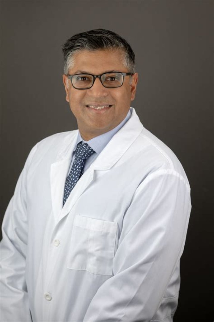 Dr. Tony Tow, MD – Smithtown, NY