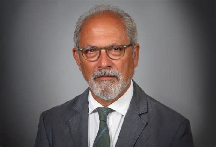 Dr. Yogi Bakshi, MD – Perth Amboy, NJ