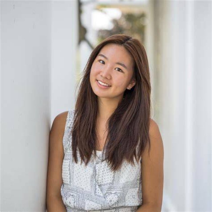 Emily Yoo Photos celebzbiography.com