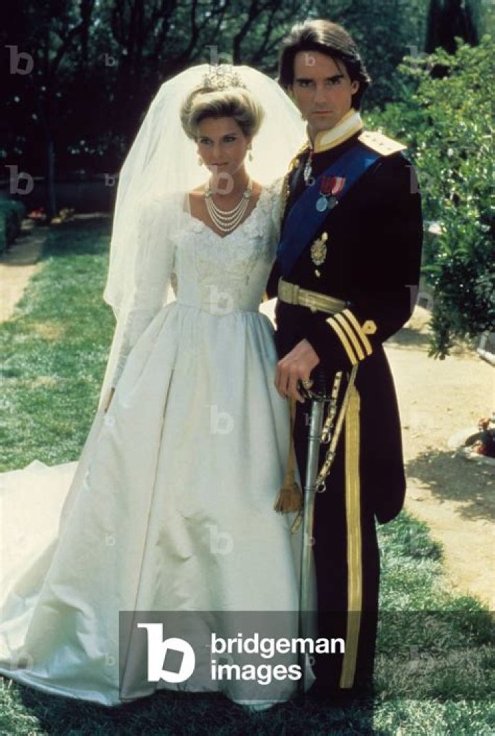 
Everything We Know About Catherine Oxenberg: Is She Related To Princess Diana? 