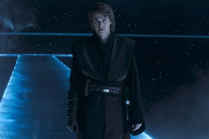 Hayden Christensen Becomes Old Anakin In Awesome Star Wars Fan Art