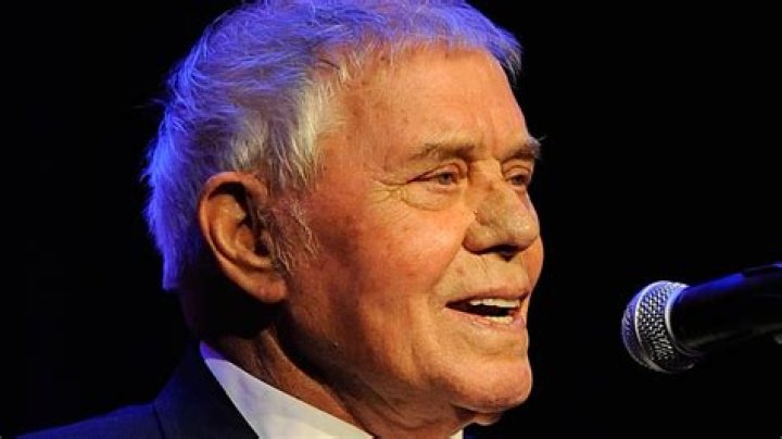 How did Tom T. Hall die?
