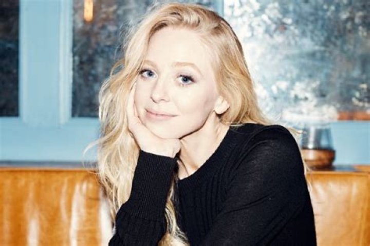 
How Much Money Does Portia Doubleday Make? Latest Income Salary

