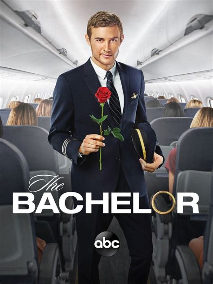 How old is Daisy Kent from ‘The Bachelor’ season 28?