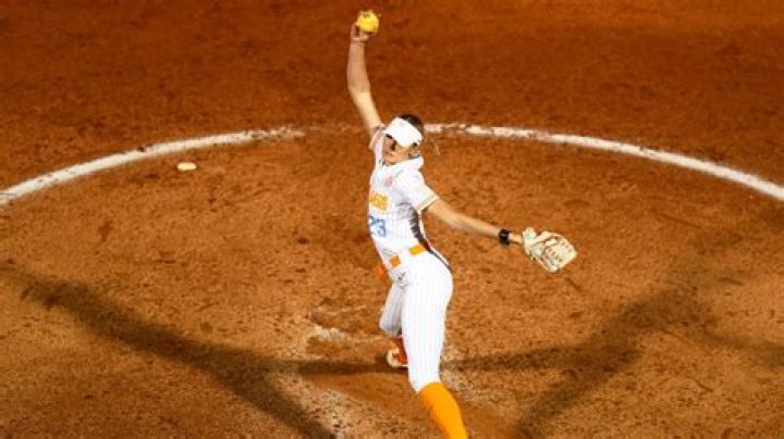 
How Old Is Tennesse Pitcher Kirby Connell? Details on His Wikipedia Age And Parents 