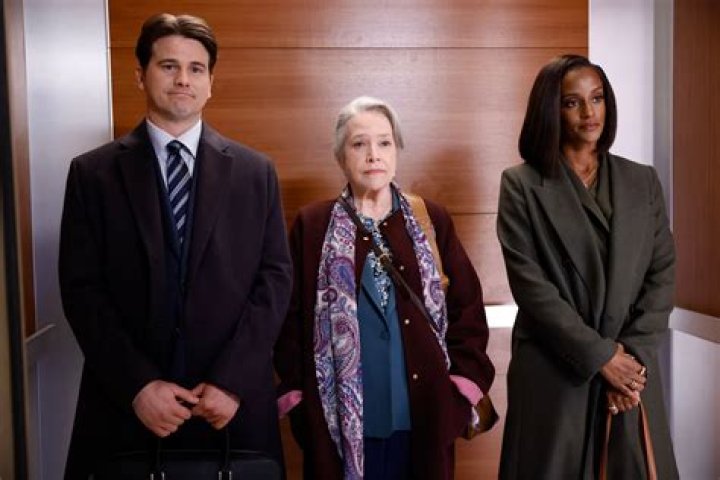 
Is Kathy Bates Sick? What Happened To Kathy Bates? 