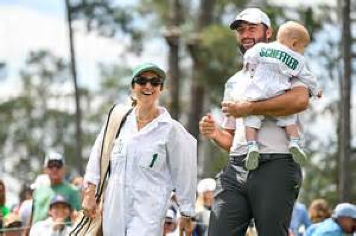 Is Scottie Scheffler’s wife his caddie?
