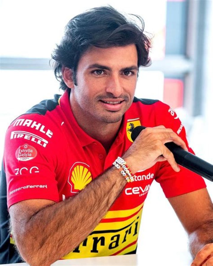 
Javier Sainz Height, Weight, Net Worth, Age, Birthday, Wikipedia, Who, Instagram, Biography 