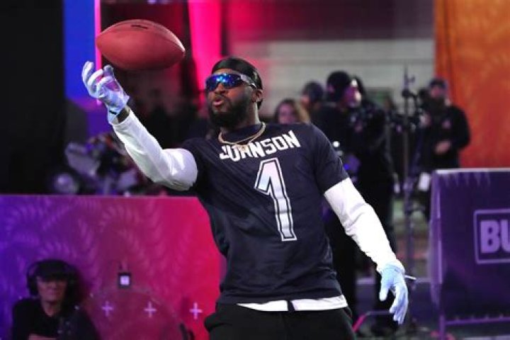 Jaylon Johnson age, height, ethnicity, family, college, 40 time, draft, trade, net worth, Instagram