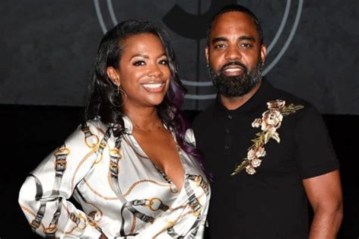 Kandi Burruss Looks Gorgeous With Red Hair – Check Out Her Latest Look