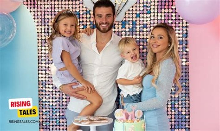 Kathryn Hoedt family, husband, children, parents, siblings