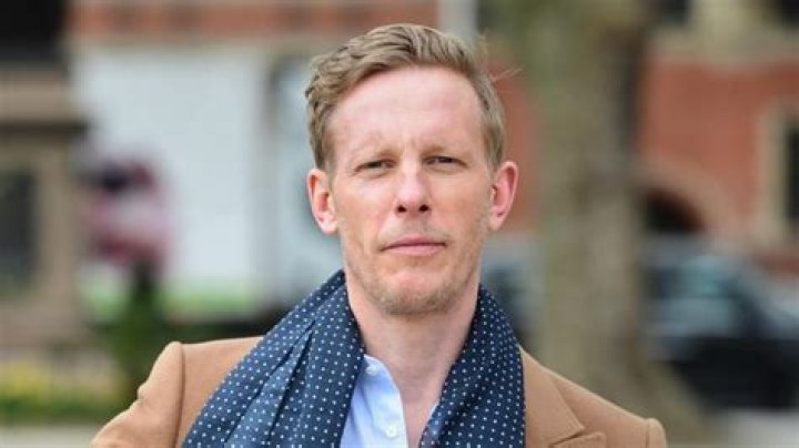 Laurence Fox family, wife, children, parents, siblings