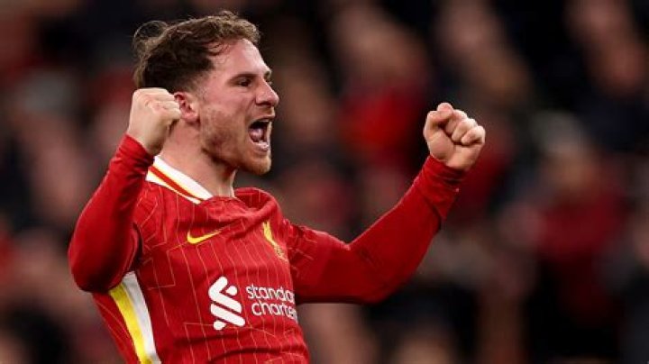 Luis Díaz salary salary per week at Liverpool FC