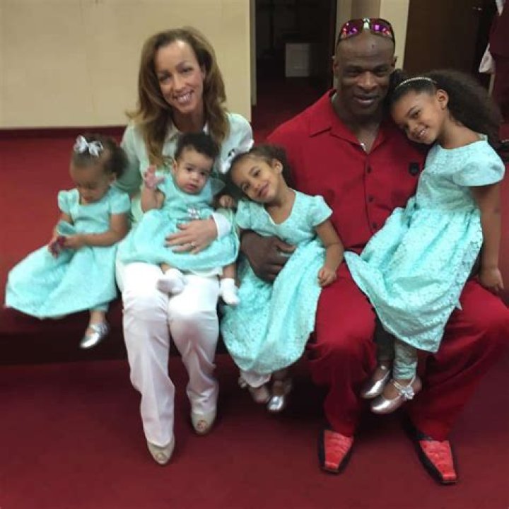 Meet Ronnie Coleman’s 8 kids: Jamilleah Coleman, Valencia Coleman, and more