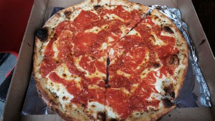 New York wood-fired pizza oven ban controversy, explained