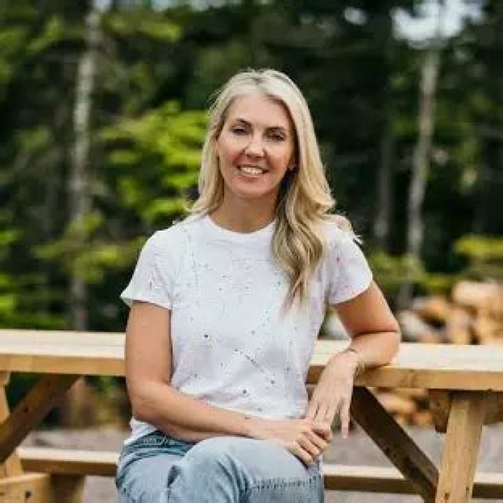 Sarah Baeumler Height, Weight, Net Worth, Age, Birthday, Wikipedia, Who, Instagram, Biography