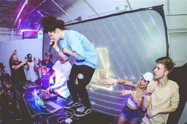 Skrillex Settles And Oshi Reaches In Upcoming Collaboration