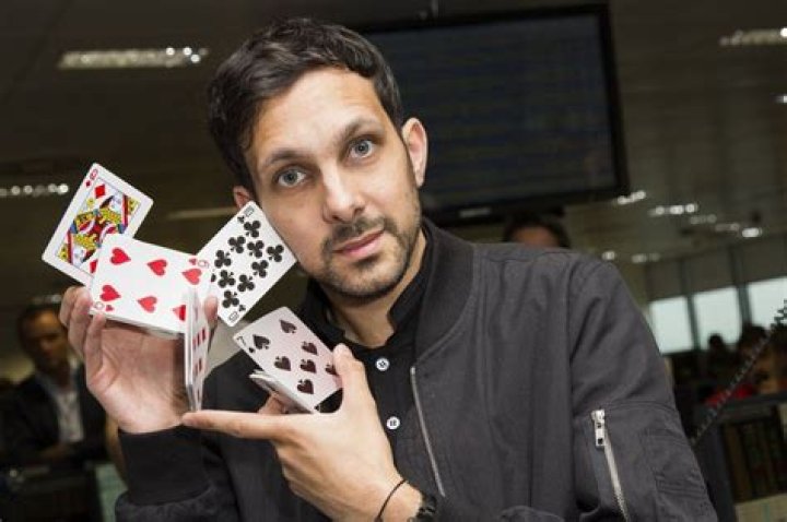 
What Happened to Dynamo? British Magician Diagnosed With Crohn’s Disease 