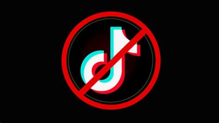 What is chroming? The deadly TikTok trend, explained