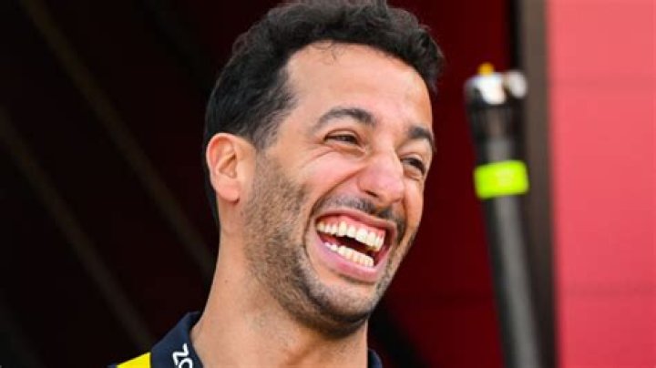 Where does Daniel Ricciardo live?