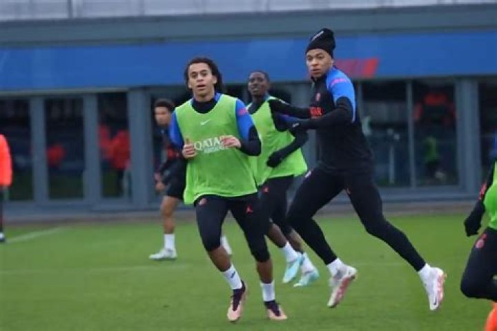 Who is Kylian Mbappé brother Ethan Mbappé? Bio, age, height, academy, school