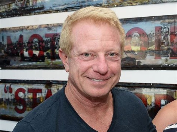 
Who Is Robert Flaxman? Real Estate Developer Dies By Suicide 