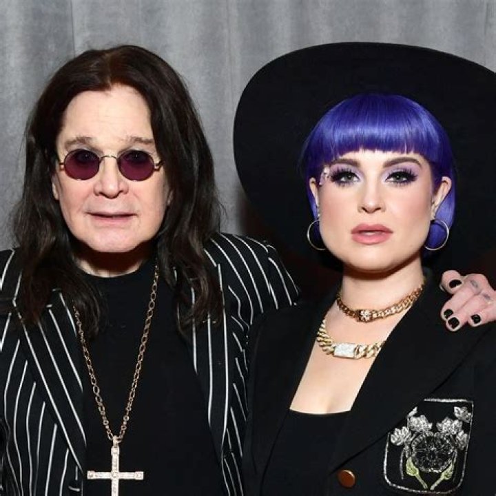 Who is Sharon Osbourne daughter Kelly Osbourne?
